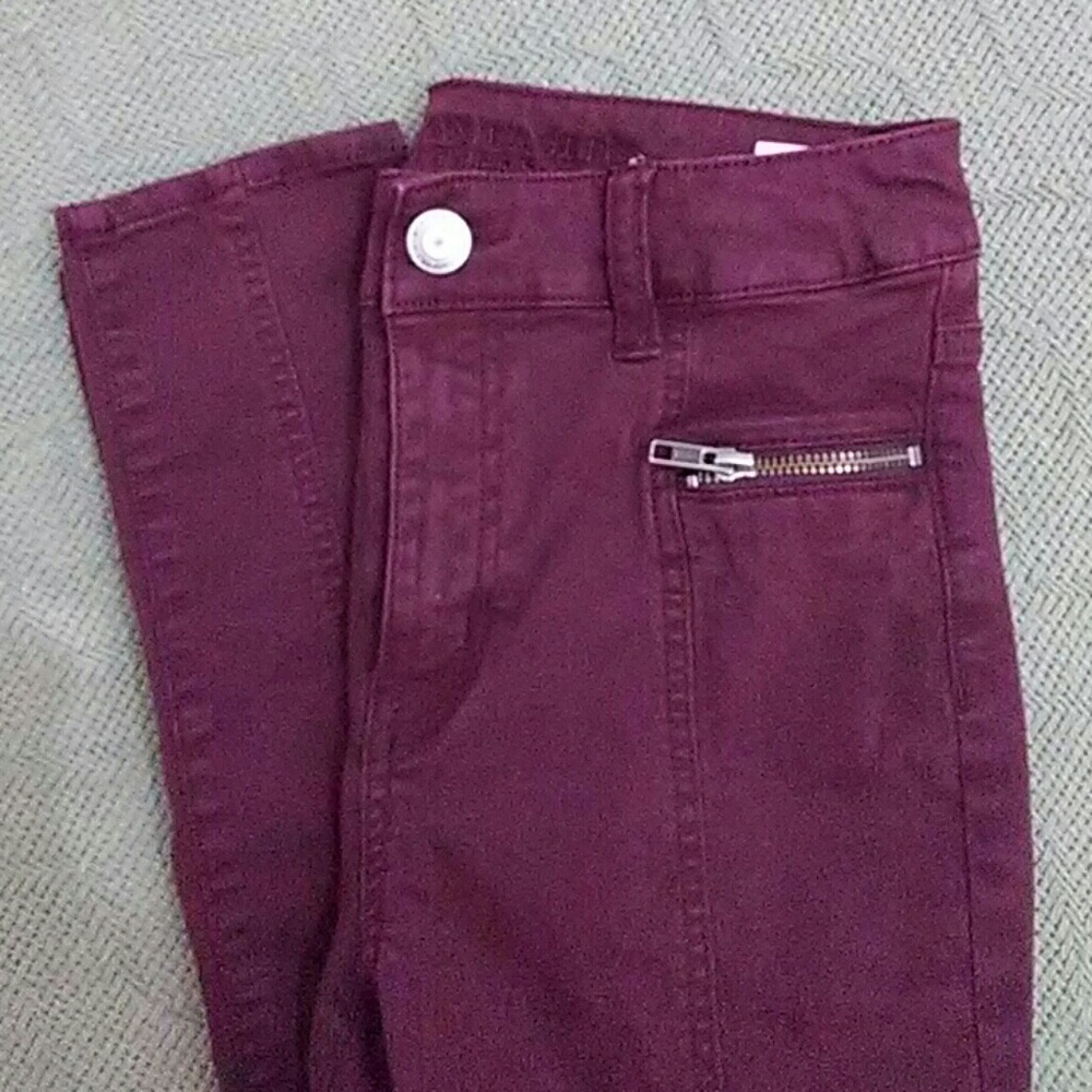 🌈 3/$10 SALE American Eagle Maroon Skinny Jeans